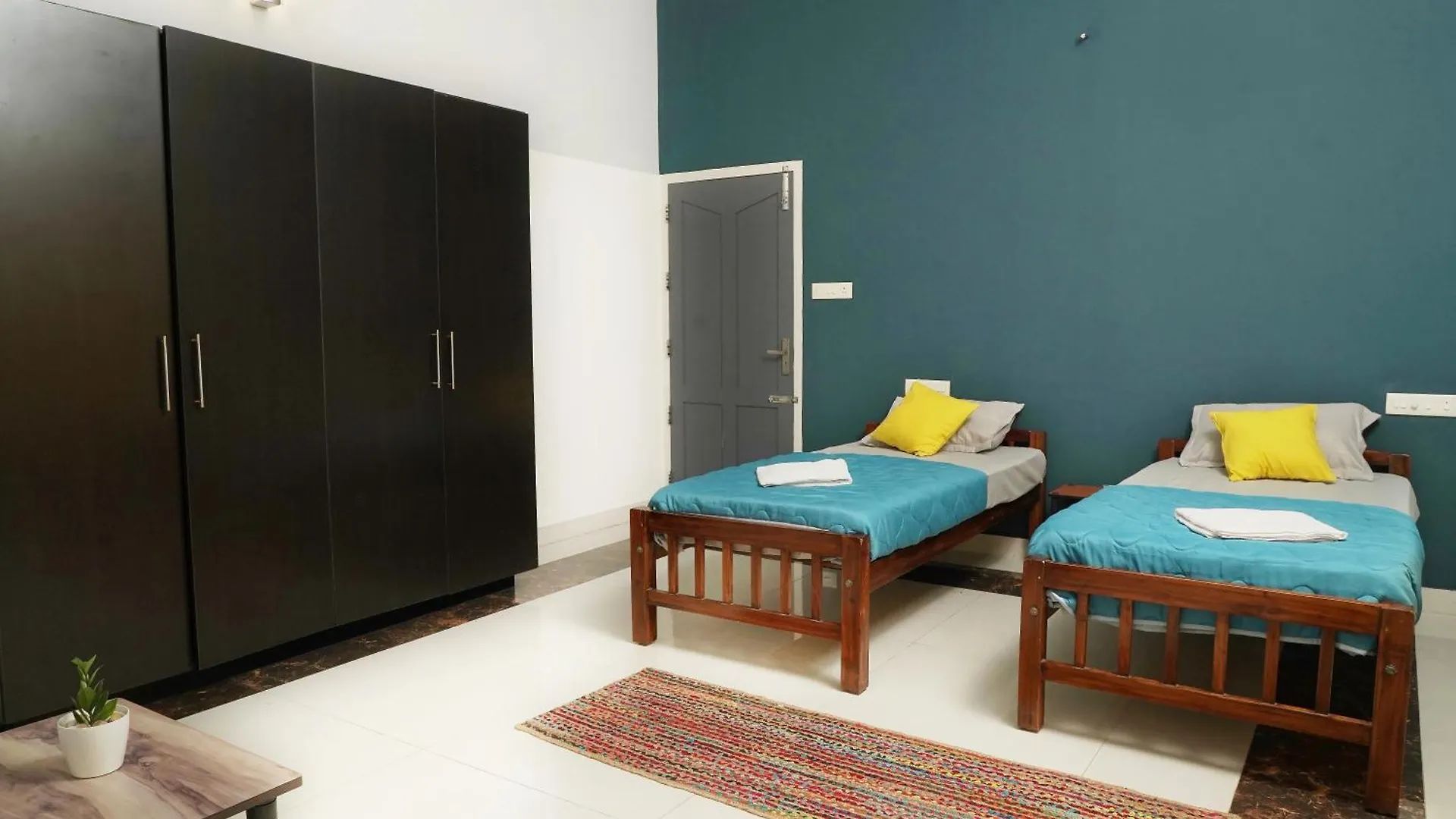 Orange Valley Town Residency Тривандрум Проживание в семье